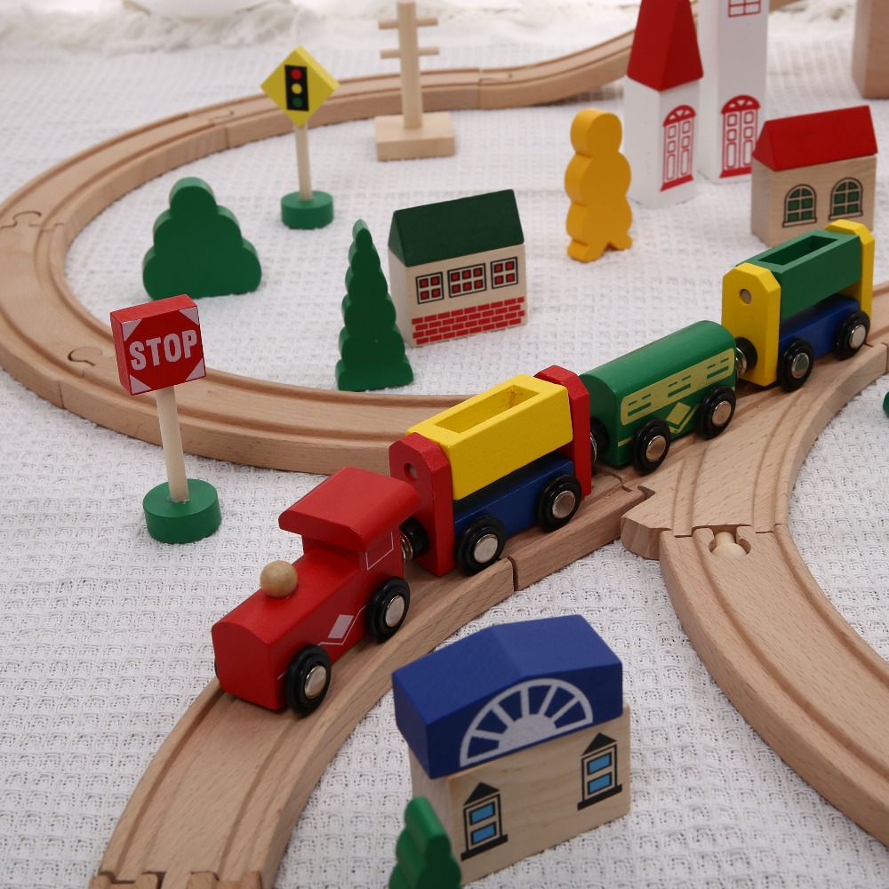 Drewniany zestaw kolejowy z zj – Toy Train Track Set recenzja i cena